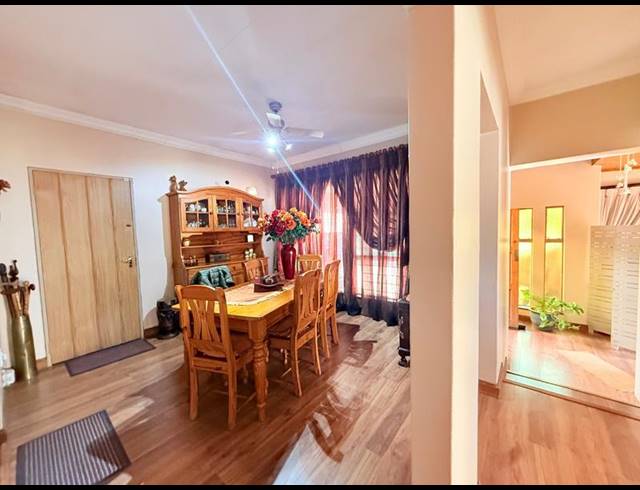 3 BEDROOM HOUSE FOR SALE IN FLORA GARDENS